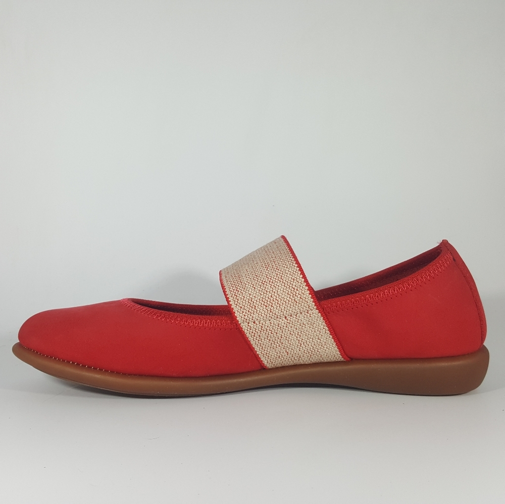 The Flexx Red Nubuck Mary Jane w/ Elastic Strap - Picture 3 of 4